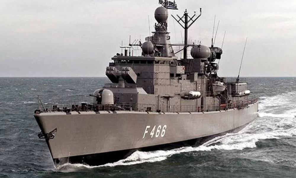 Ο κορονοϊός "χτύπησε" το Πολεμικό Ναυτικό: Βρέθηκαν θετικά κρούσματα σε φρεγάτα